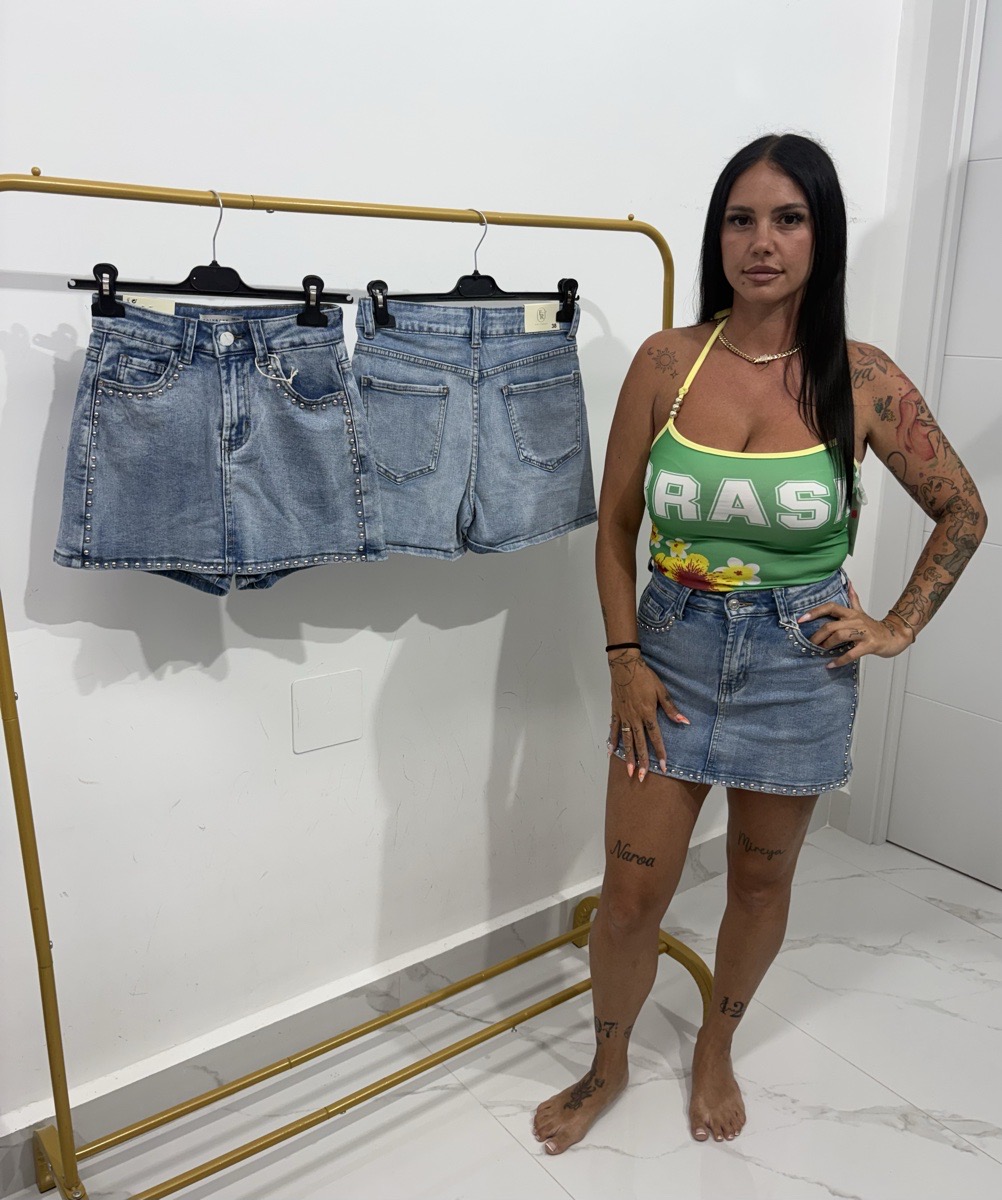 FALDA PANTALON TACHUELAS