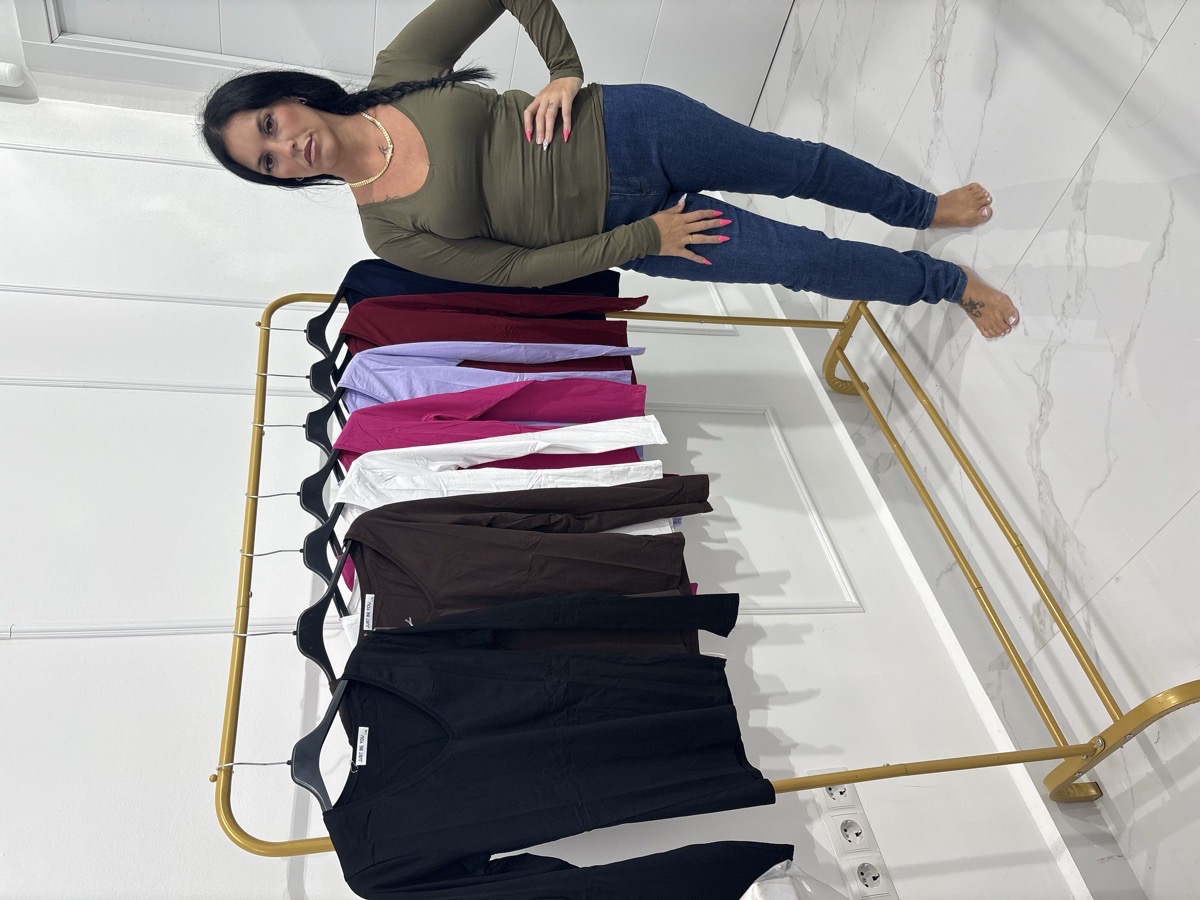 CAMISETA MILA