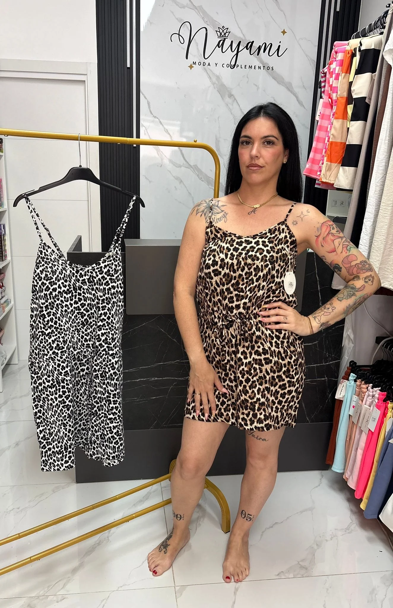 MONO ANIMAL PRINT