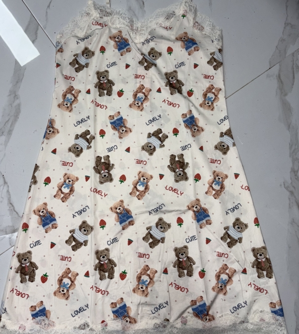 CAMISÓN OSITO FRESA 🍓 BEIG