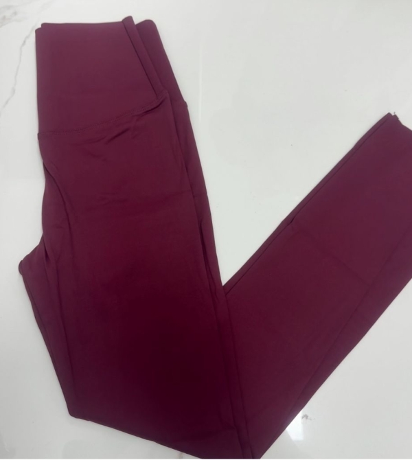 LEGGIN BARBIE BURDEOS