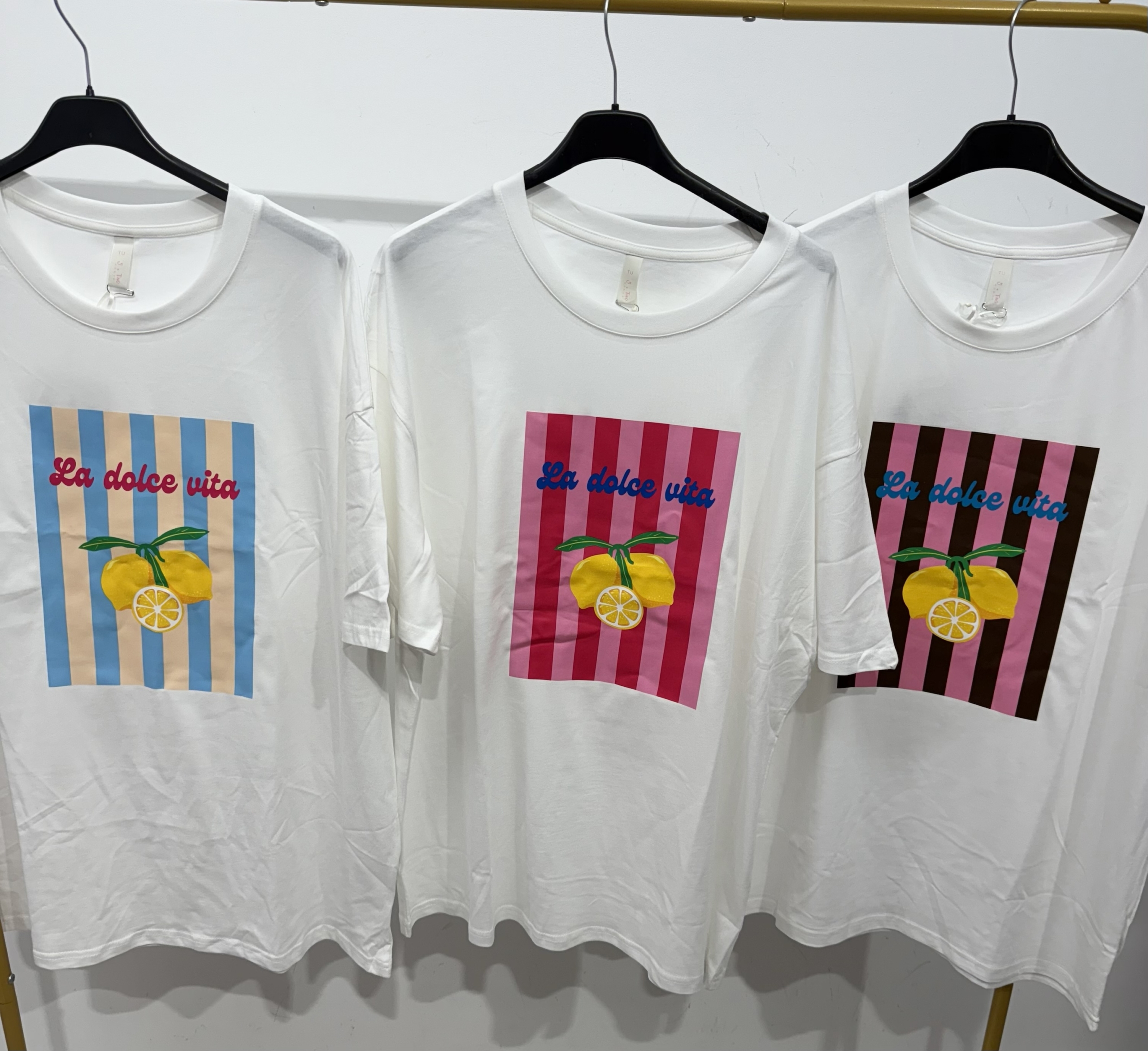 CAMISETA CURVY YANET