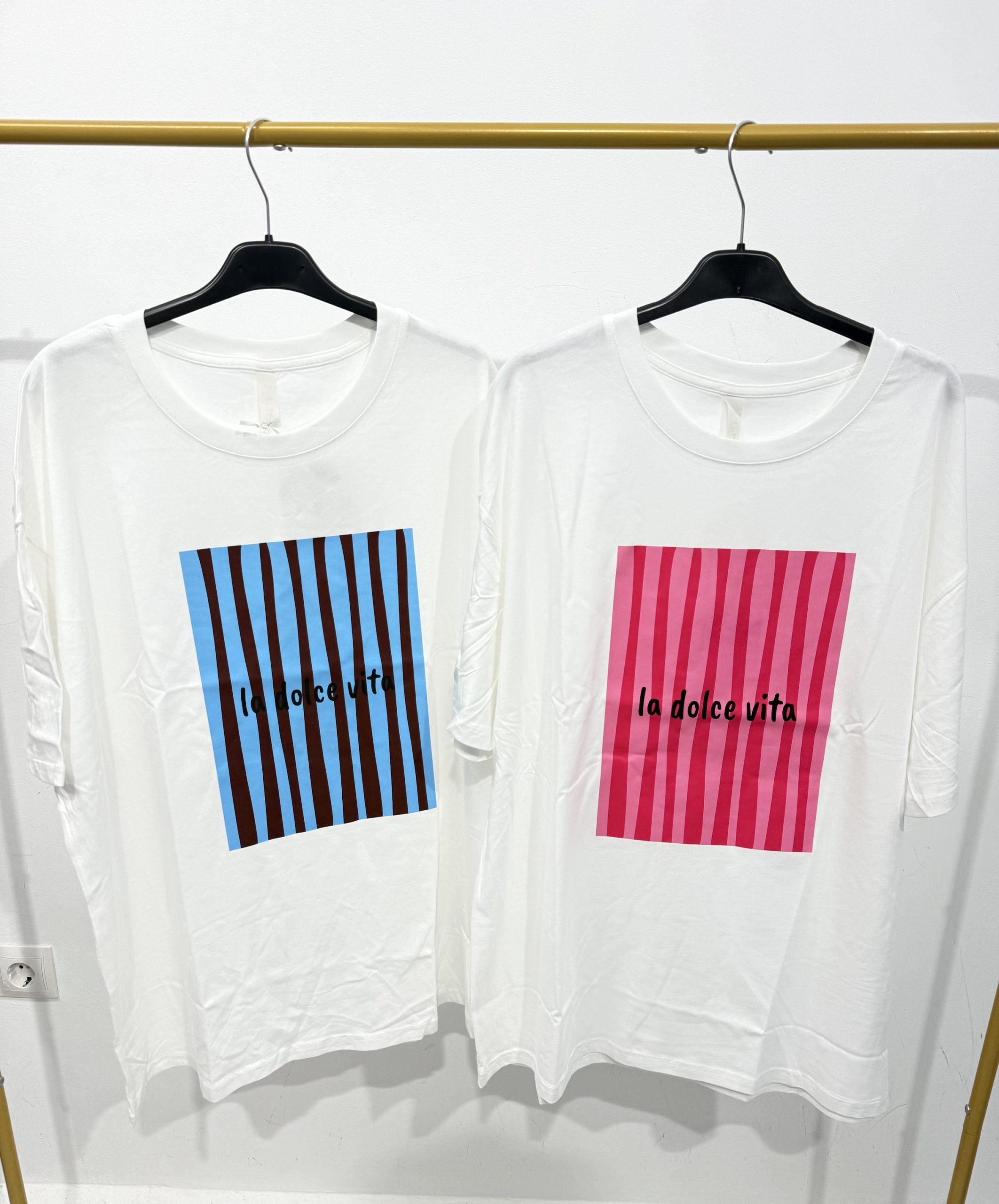 CAMISETA CURVY GLORIA