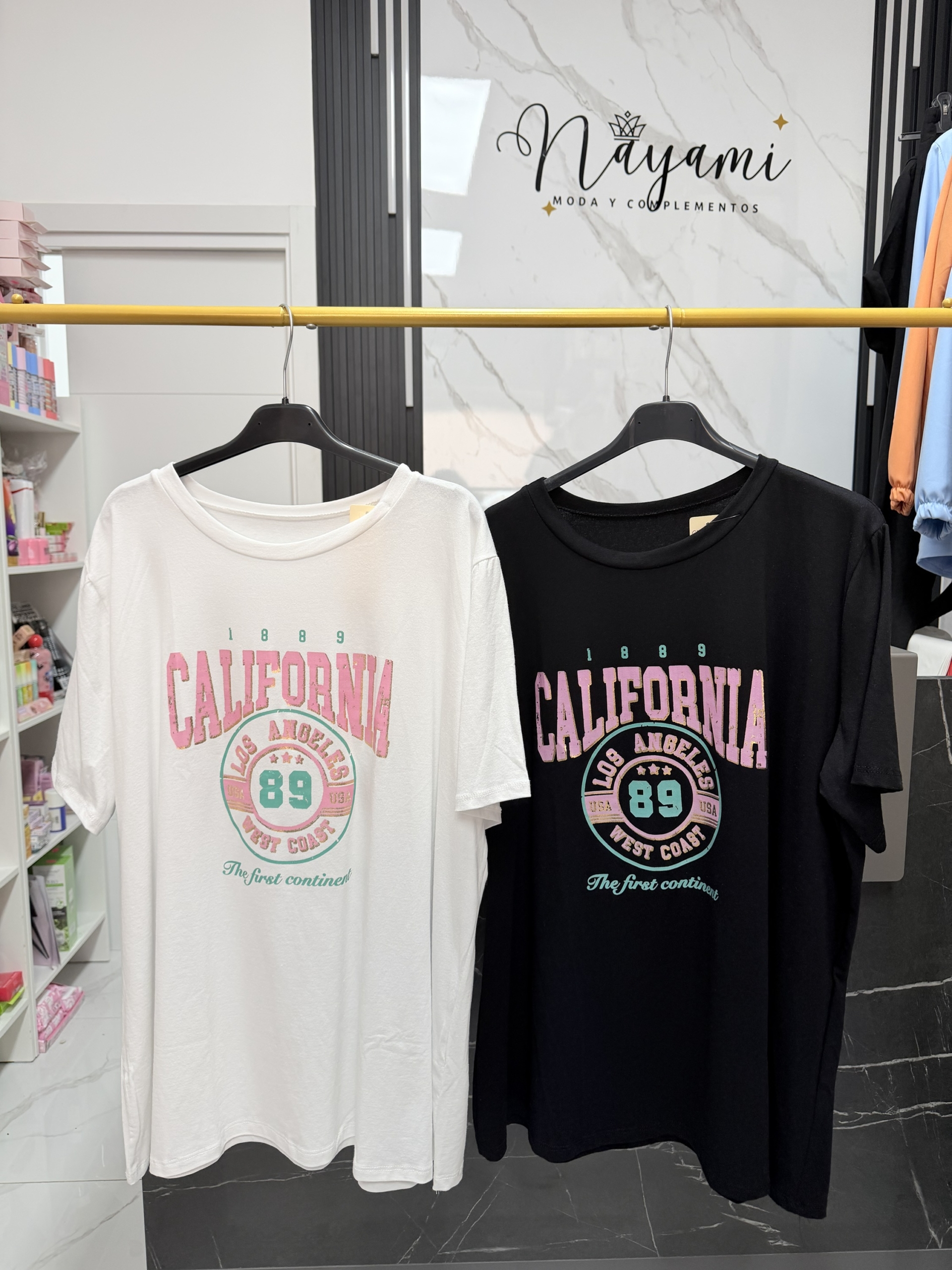 CAMISETA CURVY CALIFORNIA