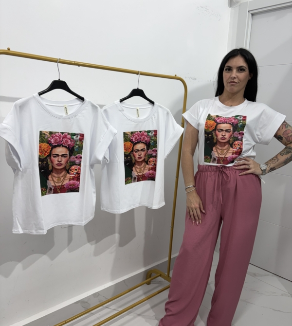 CAMISETA FRIDA